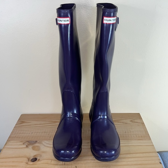 Hunter Rubber Knee-High Tall Gloss Rain Boots - Picture 3 of 15